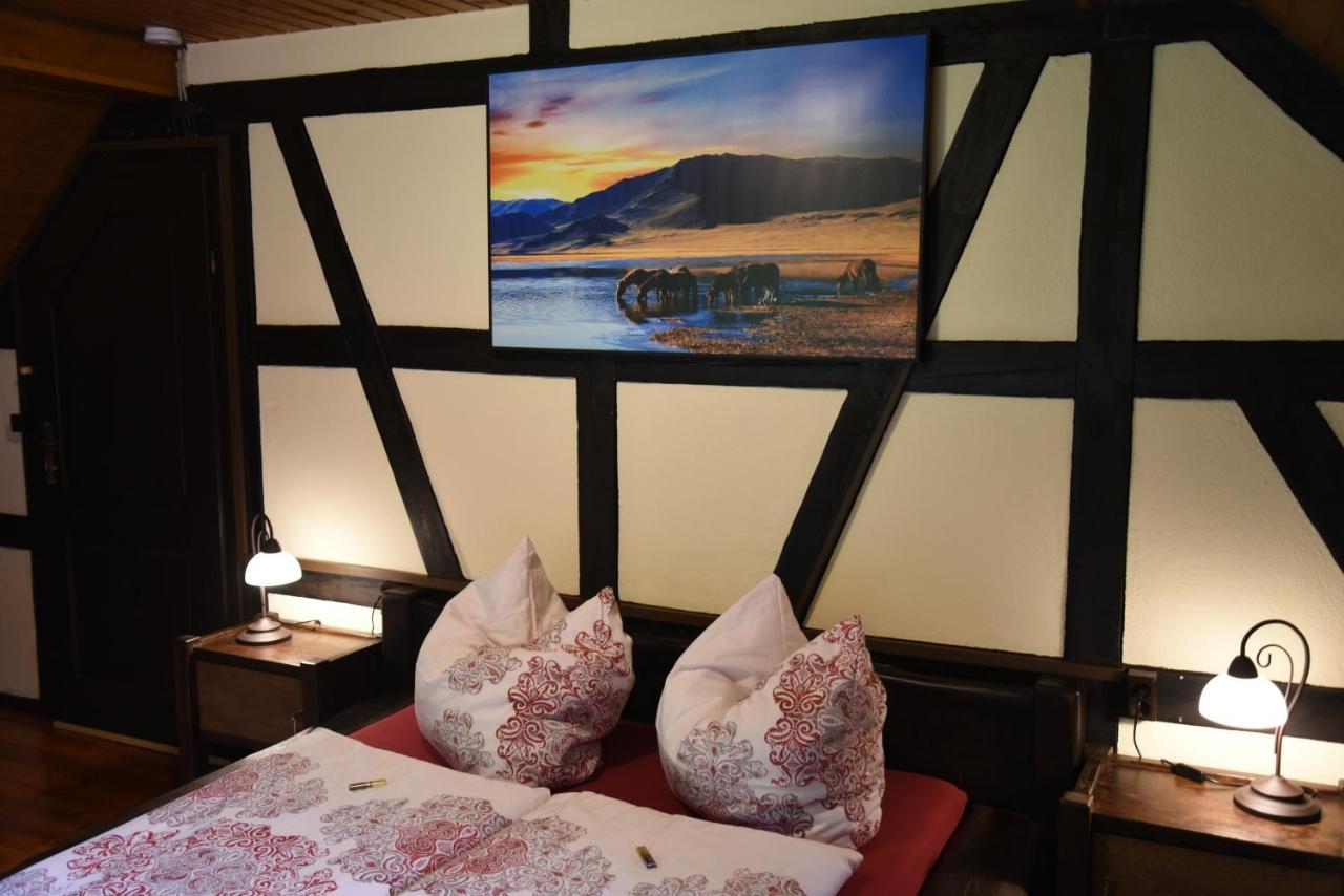 Вилла Gastehaus Eponada Weisel Экстерьер фото