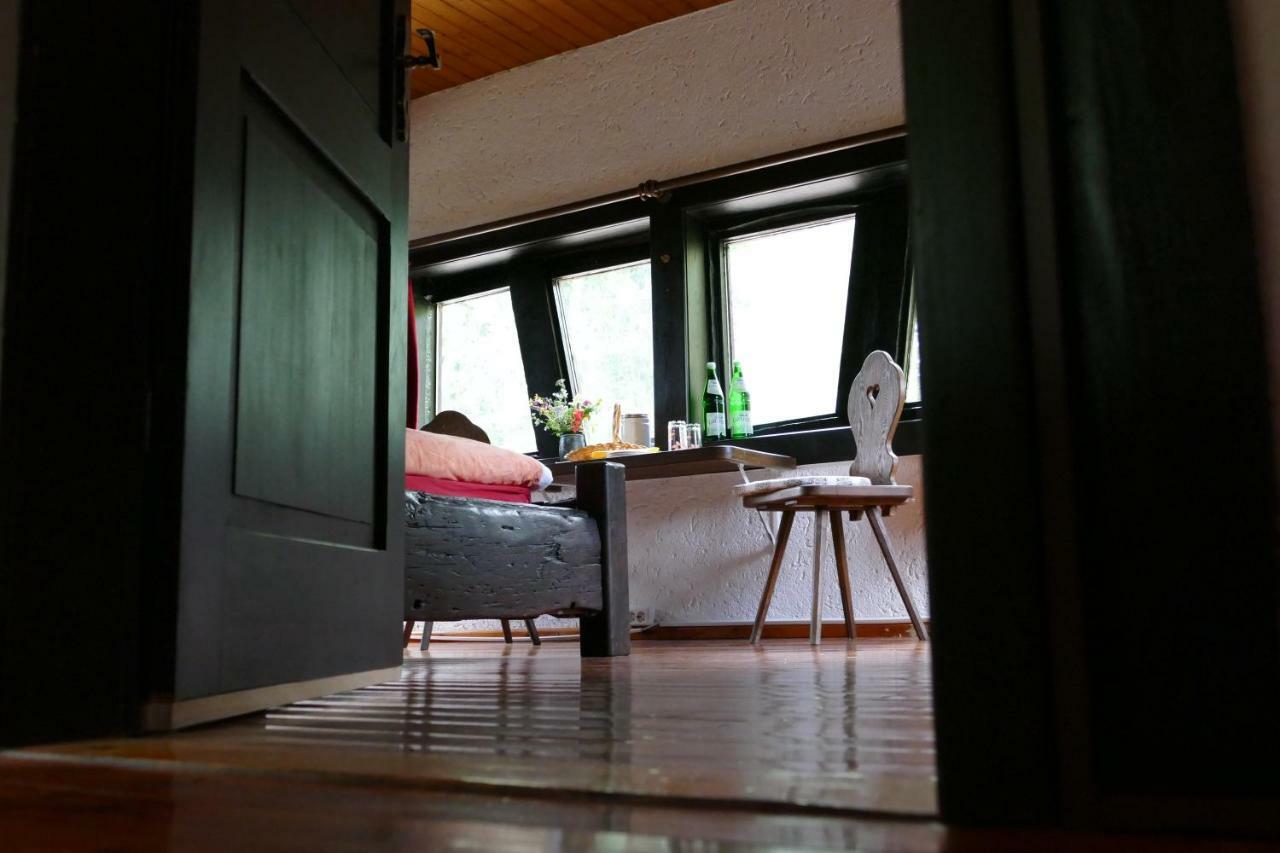 Вилла Gastehaus Eponada Weisel Экстерьер фото
