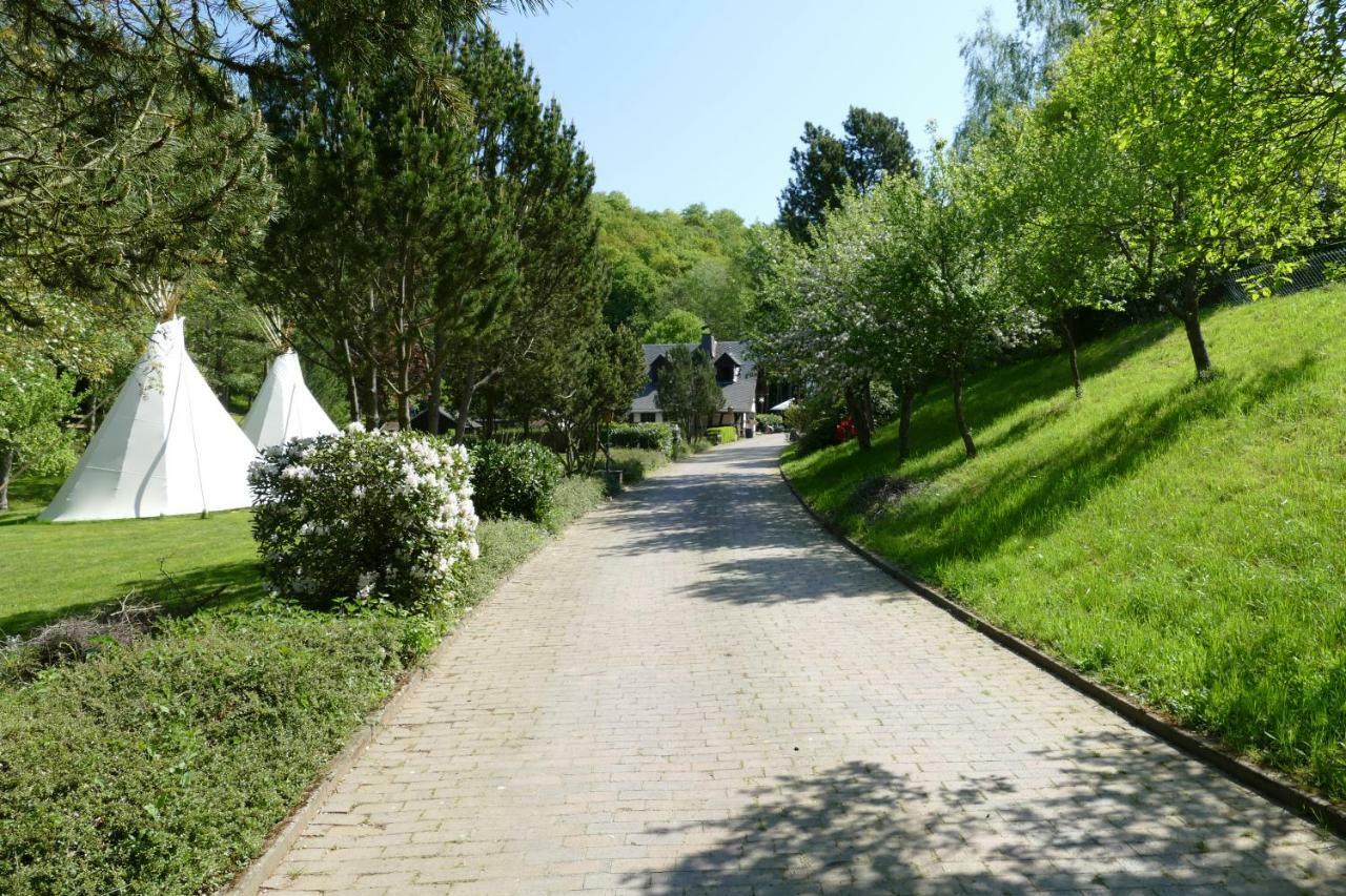 Вилла Gastehaus Eponada Weisel Экстерьер фото