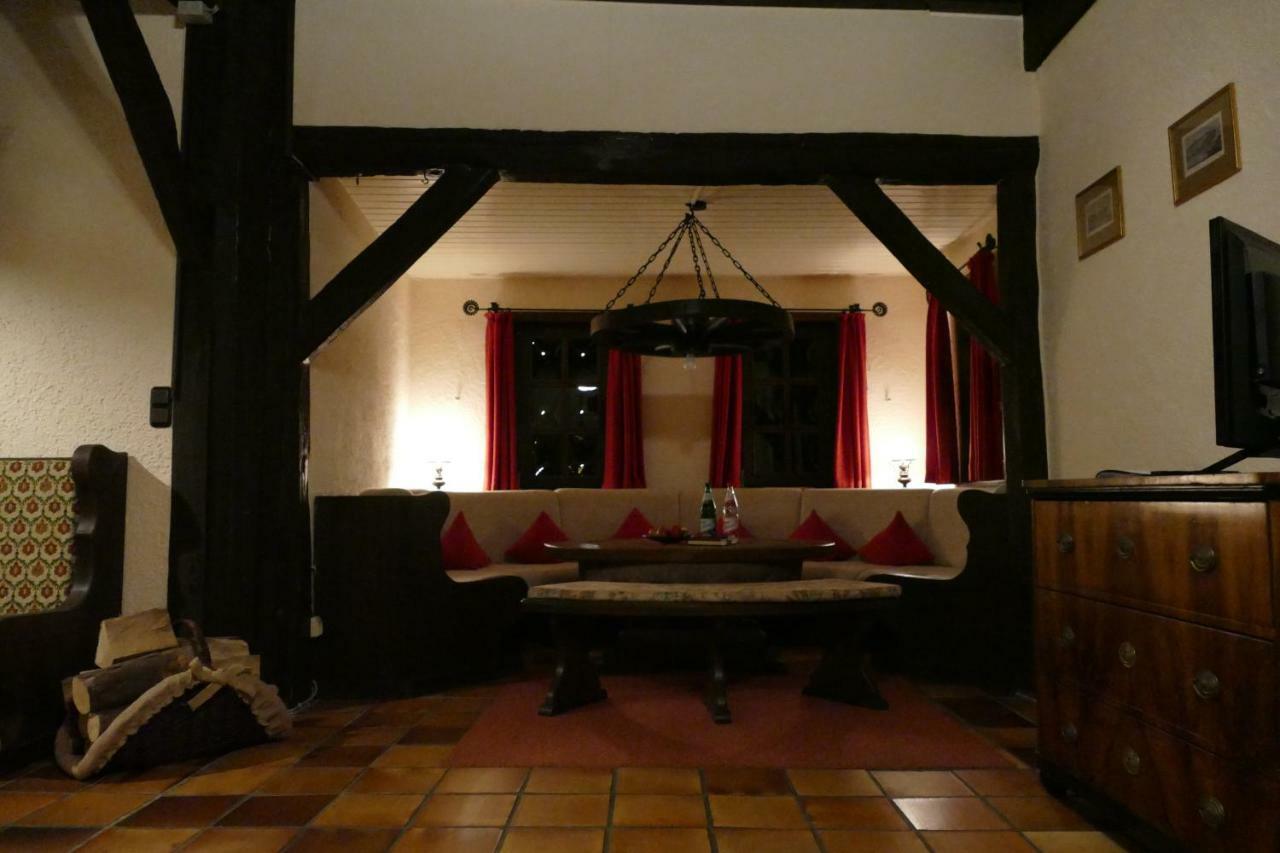 Вилла Gastehaus Eponada Weisel Экстерьер фото